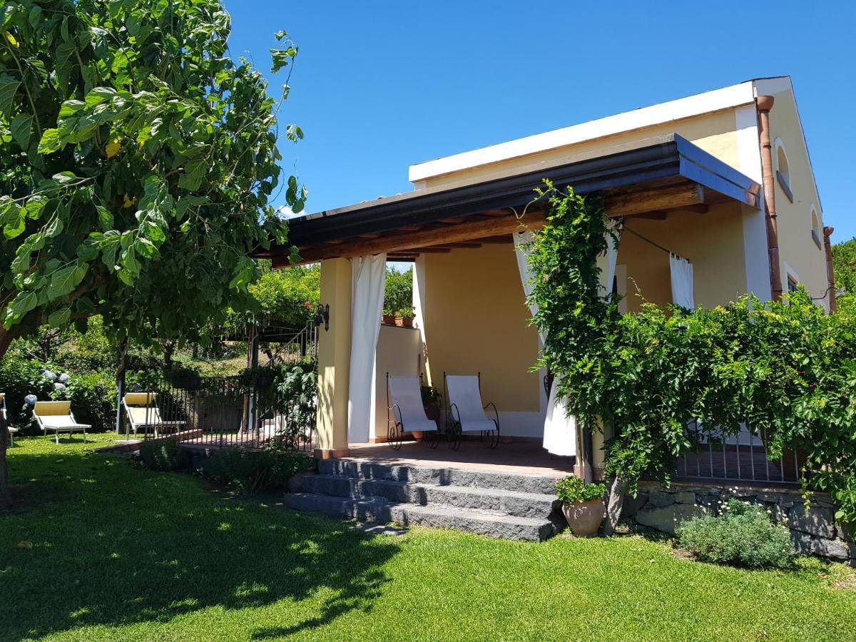 Agriturismo Le Case Di Civi Mascali Exterior foto